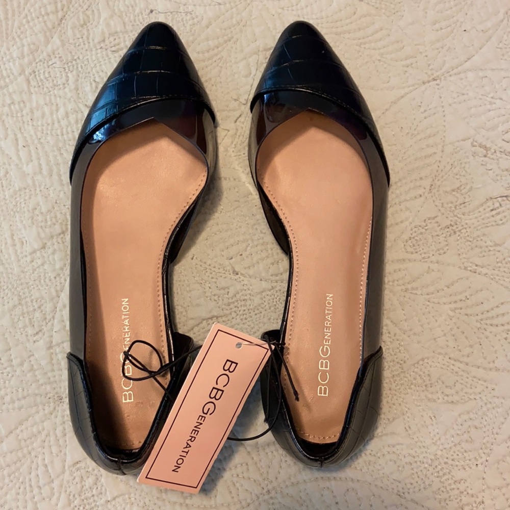 NWT Black BCBGeneration Flats